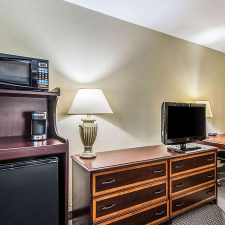 Clarion Hotel Cincinnati North Sharonville Kültér fotó