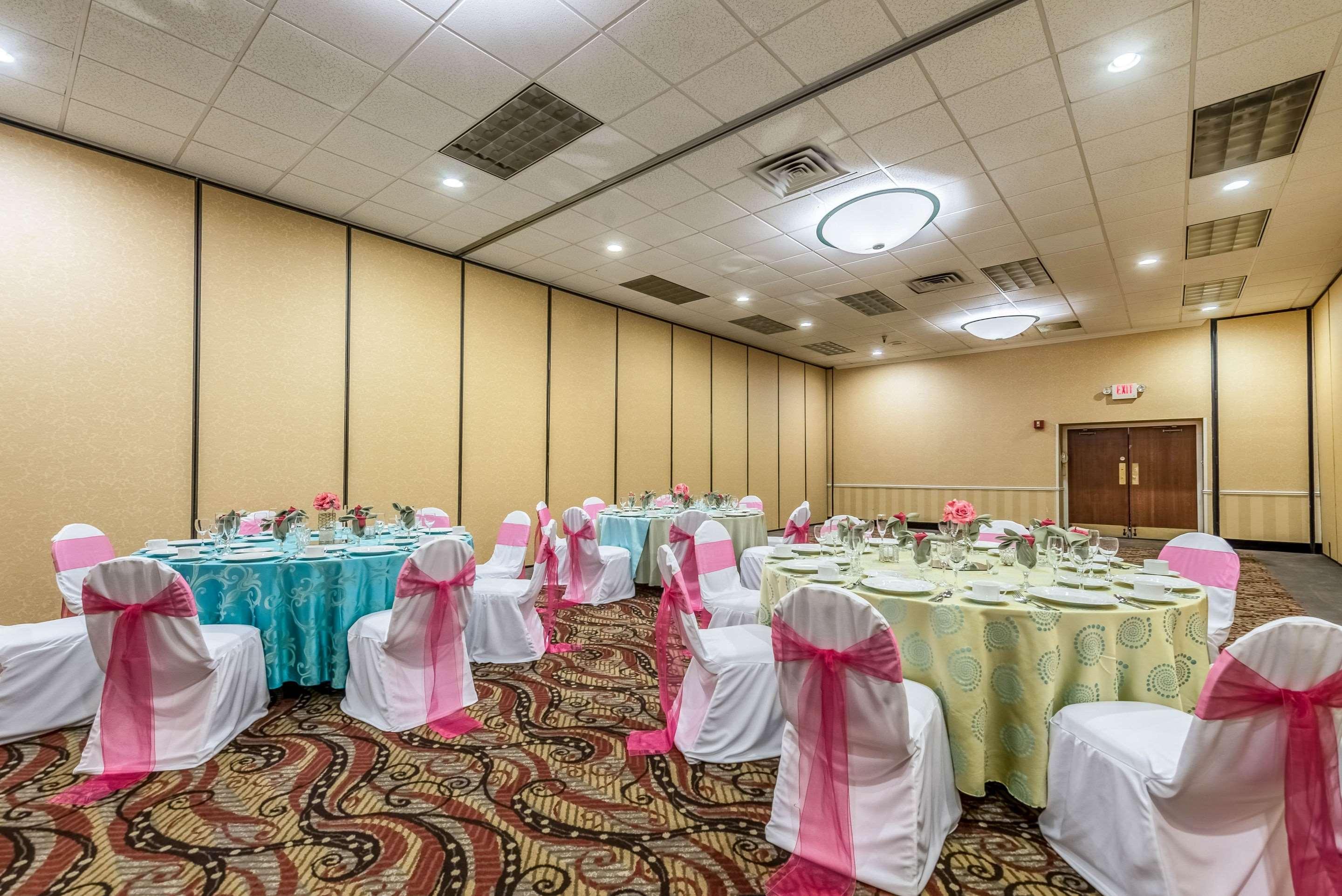 Clarion Hotel Cincinnati North Sharonville Kültér fotó
